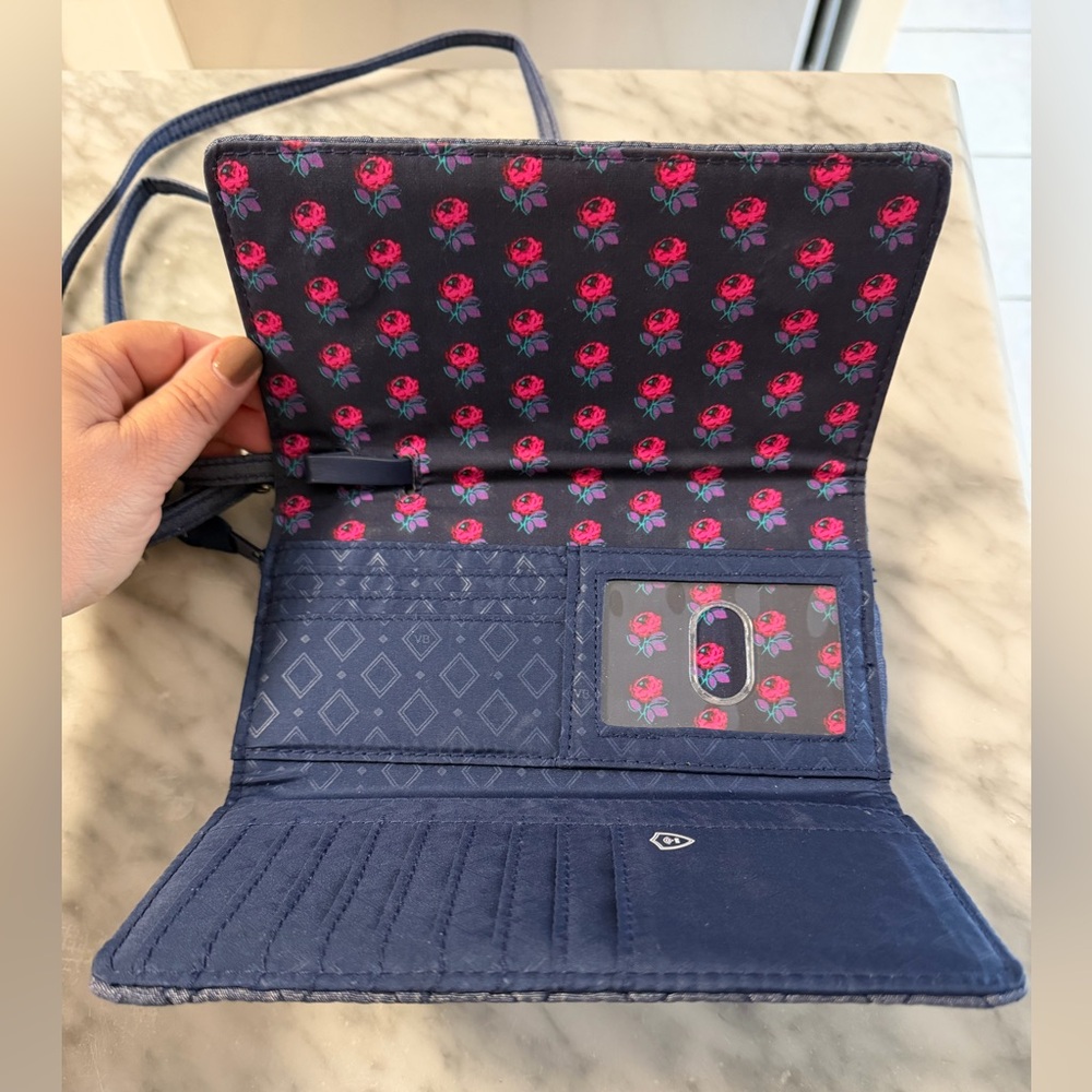 Vera Bradley Quilted Blue/Denim Crossbody Wallet Phone Bag NWOT